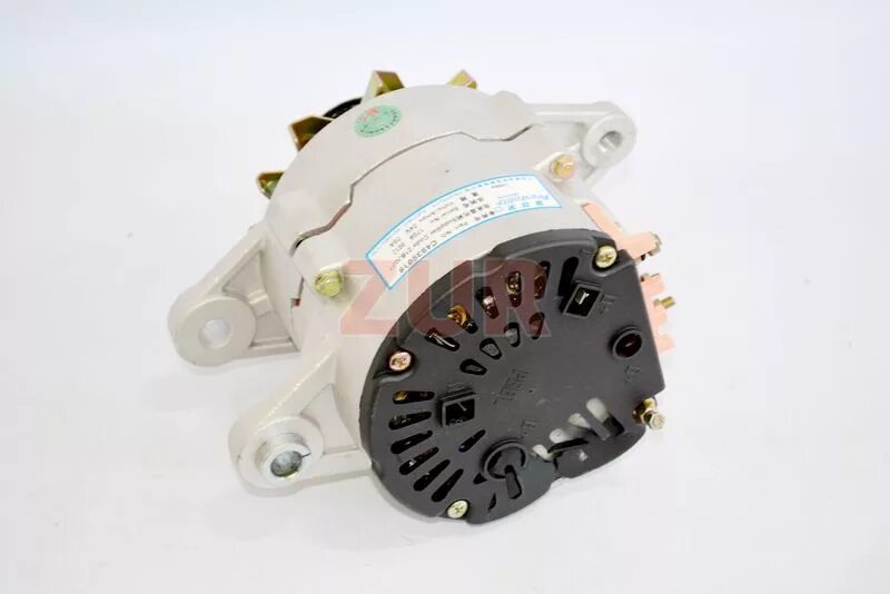 Генератор 24. Генератор cummins isle 24v 70a 4939018. 11. Генератор самовозбуждающийся 24v. Генератор камаз 110 ампер.