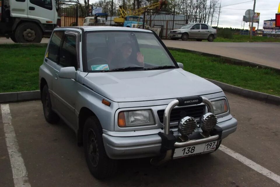 Сузуки эскудо 1997 1 поколение. Suzuki Escudo 1995 g-Limited морда. Сузуки эскудо 1997 года. Сузуки эскудо Витара.