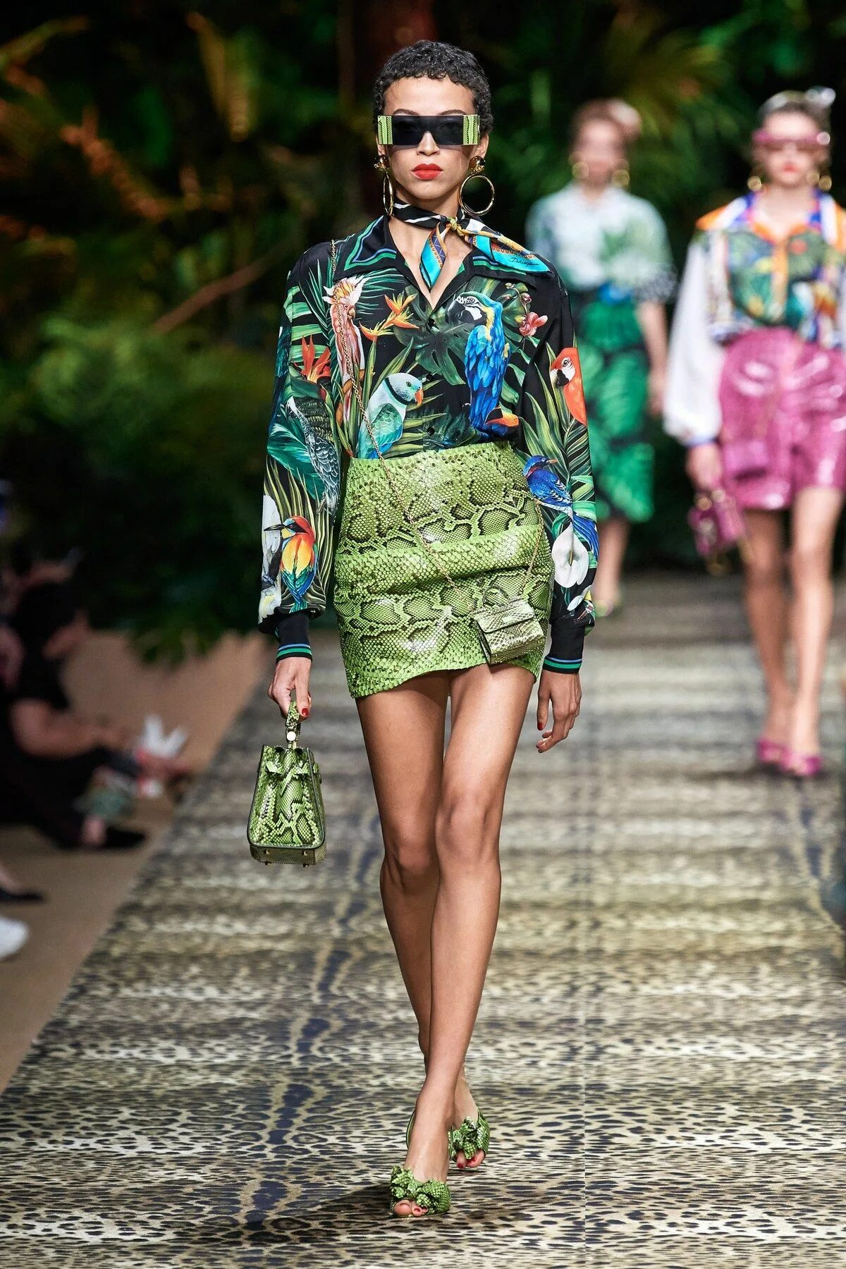 Женская мода 2020 года весна лето Spring/Summer 2020 Fashion Trends: What We'll be Wearing In This New Decade -