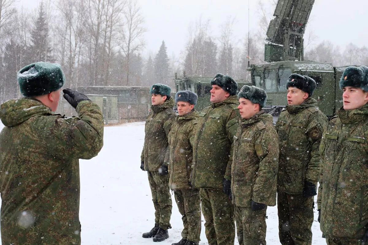 Есть ли пво в татарстане. Учебный центр зенитно ракетных войск Гатчина. 11 Учебный центр зенитно ракетных войск Гатчина. Зенитная ракетная система (ЗРС) С-350 «Витязь». Учебный центр зенитно ракетных войск Гатчина Витязь 350.