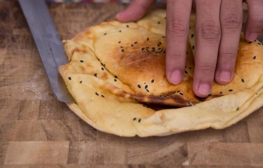 5 новая. Toyota camry 40. Камир дзержинск. Хлеб в оаэ. Балахнинский мясокомбинат.