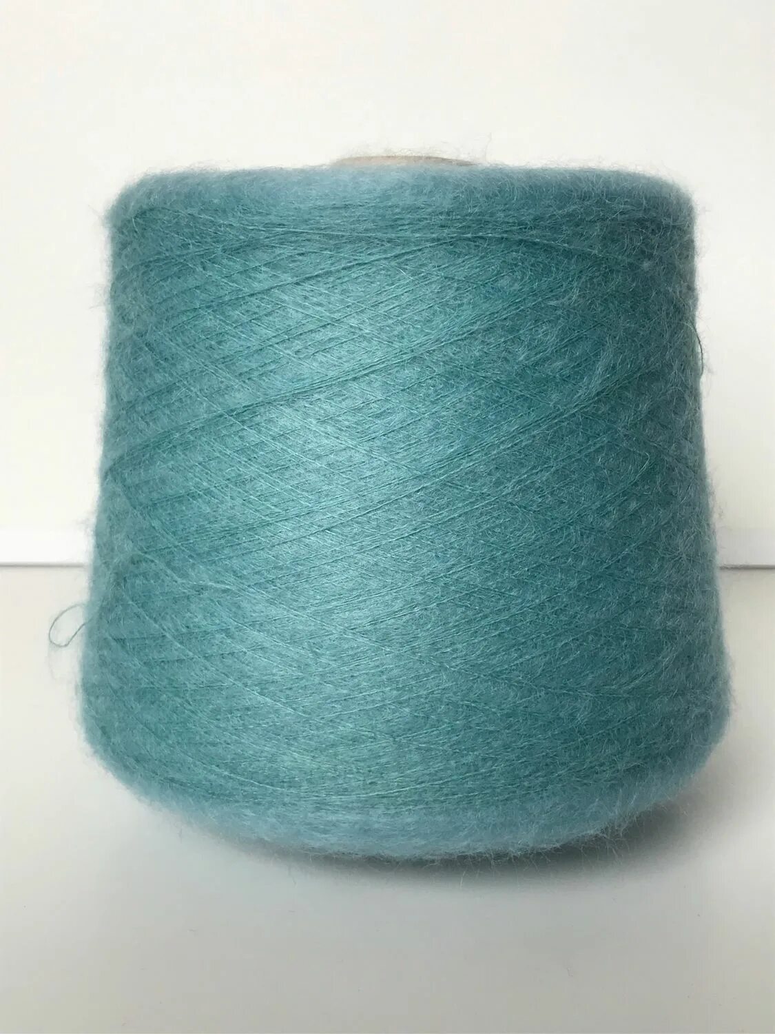 Кид мохер в бобинах. Camel silk пряжа бобинная. Мохер на шелке неон бобина. Бобинный мохер. Бобинный итальянский кид мохер.