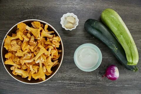 Кабачки с лисичками