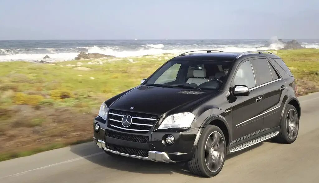 Mercedes ml 65. Mercedes ml65 AMG. Мерседес мл АМГ. Ml 65 AMG.