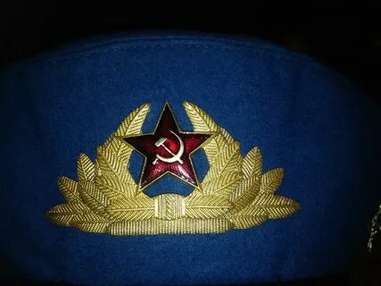 Кокарда на берет