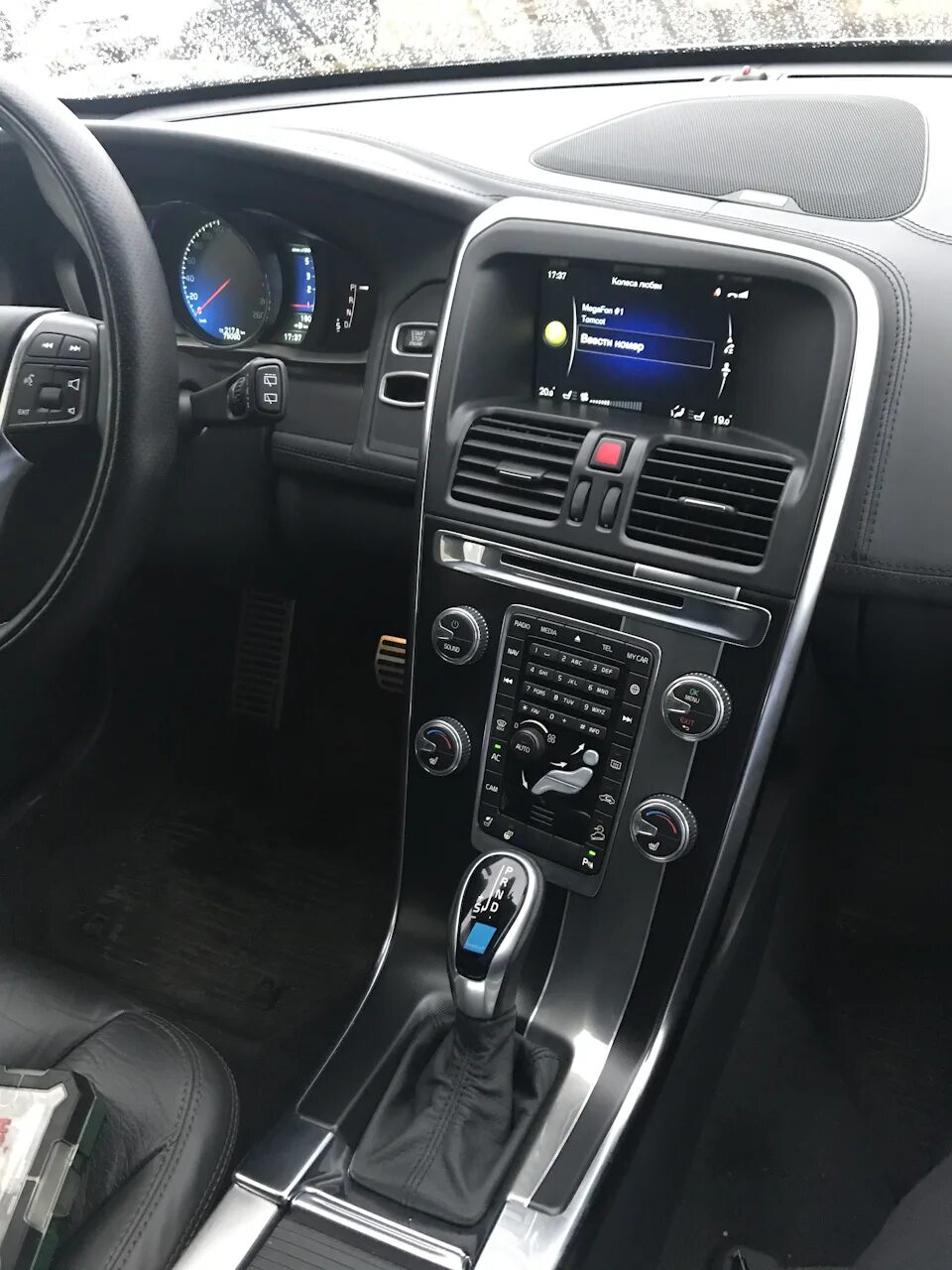 Панель xc60. Панель вольво s801. панель вольво xc60. панель volvo s60. панель консоли на volvo xc60 2014.