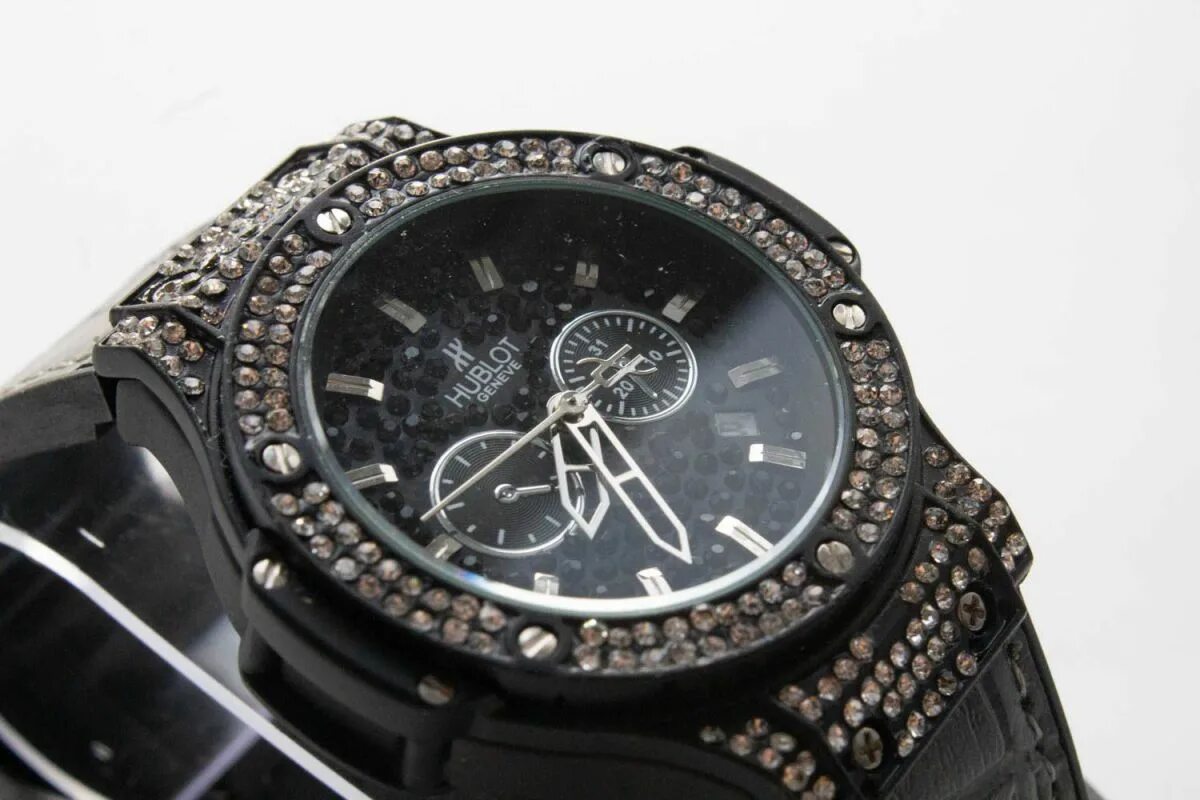 Женские Hublot h12001g. Часы Хублот женские черные. Часы Хублот мужские оригинал. Часы Hublot Geneve женские. Watch 9 реплика