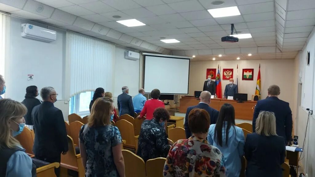 Глава кемеровского муниципального округа коляденко. Кемеровские сайты новостей. Глава кемеровского муниципального округа коляденко. Дашковская образование кемерово. Бурковская кемеровский муниципальный округ фото.