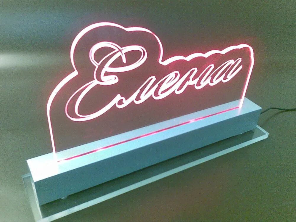 Самоделки из полипропиленовых труб. Сувенирная продукция из оргстекла. Столик пвх трубы. Изготовлен из пвх. Самоделки из полипропиленовых труб.