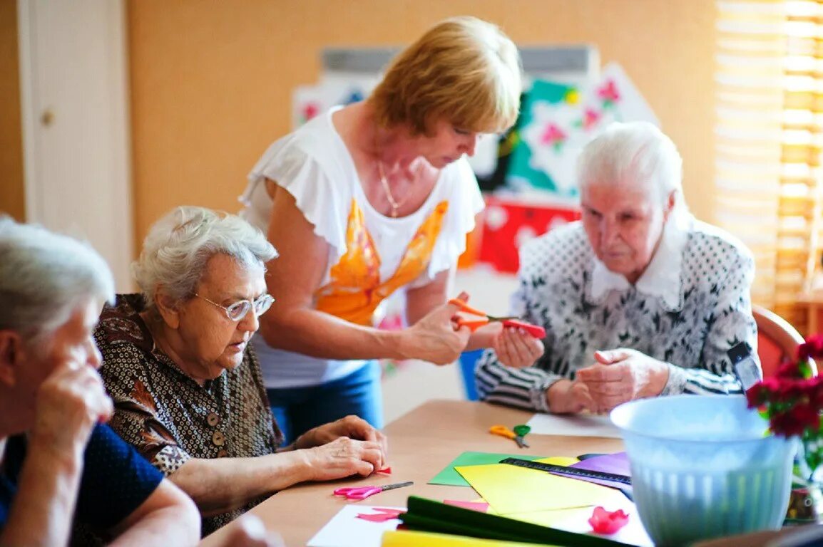 Организация досуга пожилых людей. Социальные услуги для пожилых людей. Досуг пенсионеров. Занятия для пожилых.