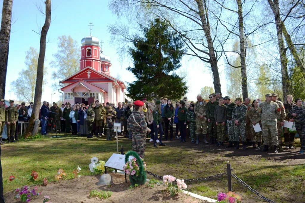 Погода лычково новгородской области демянский. Лычково Демянский район. Село Лычково Новгородской области. Лычково Новгородская обл Демянский район. Демянский район вахта памяти.