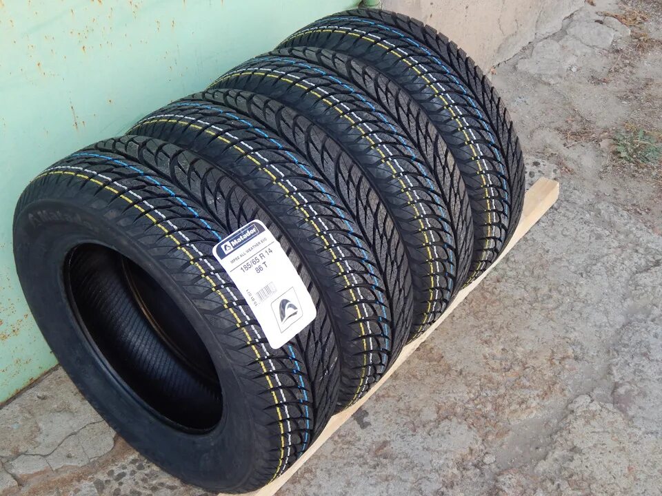 Toyo proxes t1r 235 50 18. Шины российского производства бос. Краз 6510 резина елочка. Покажи резина. 195/50 r15.