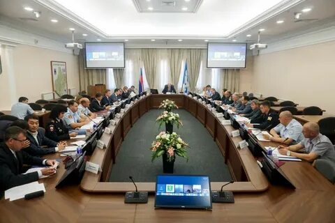 Комиссия по государственному управлению