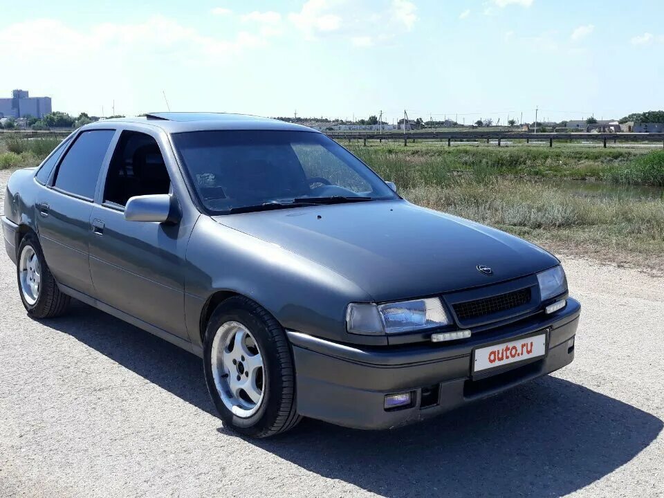 Opel Vectra 1989. Опель Вектра а 1989 седан. Опель Вектра 1989. Opel Vectra a 1989 седан.