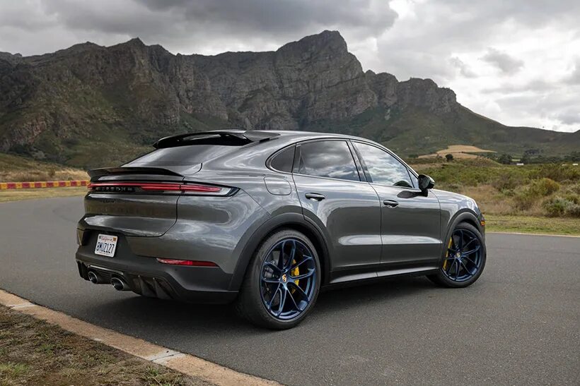 Порше кайен турбо gt 2025. Porsche cayenne 2025. porsche cayenne turbo gt 2025. новый порше кайен 2025. porsche cayenne gt 2025.