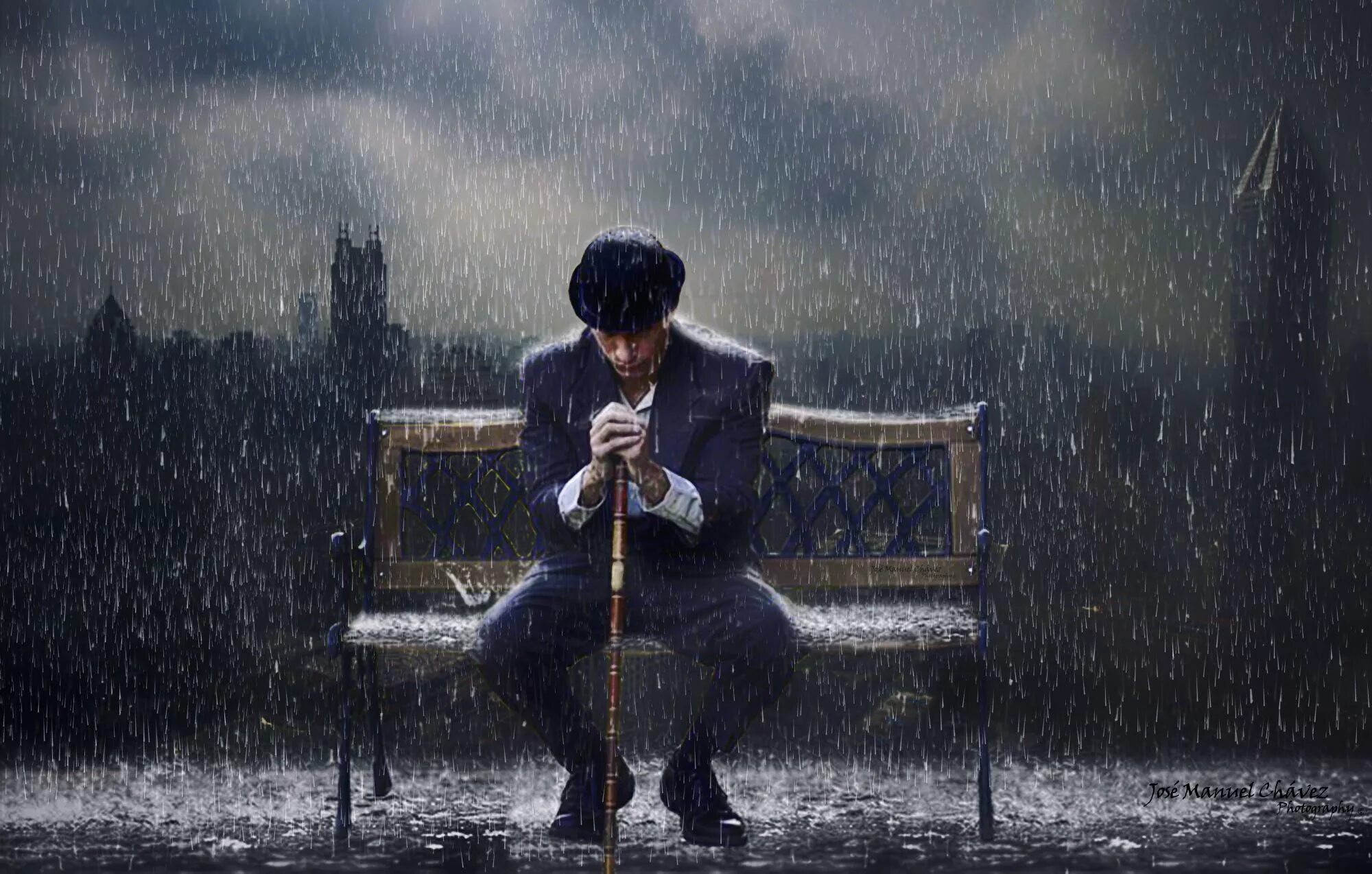 F rain. Человек под дождем. Мужчина под дождем. Одиночество под дождем. Одинокий парень под дождем.