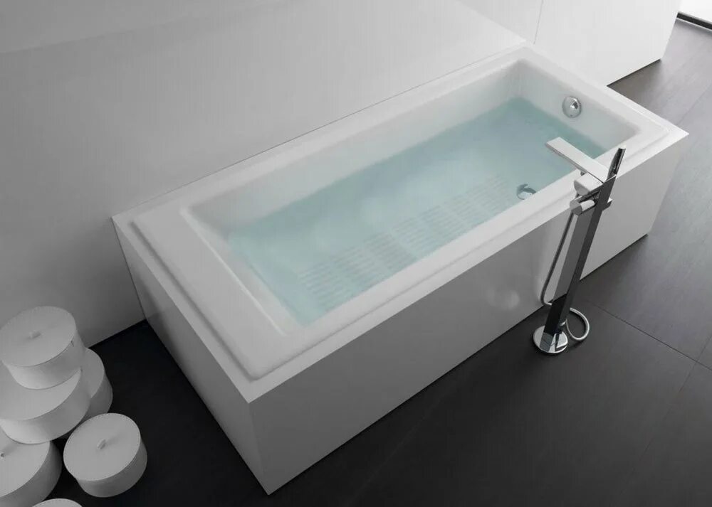 Ванна чугунная roca 21290200r. Ванная чугунная рока. Roca malibu 170х75. Ванная чугунная рока. Riho lugo 190x80.