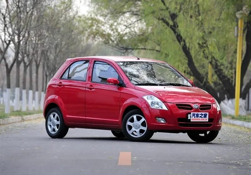 Besturn b30 2019. Машина faw v2. Faw faw v5. Fav s. Fav s.