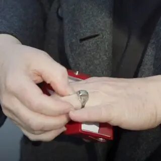 Вернулось кольцо