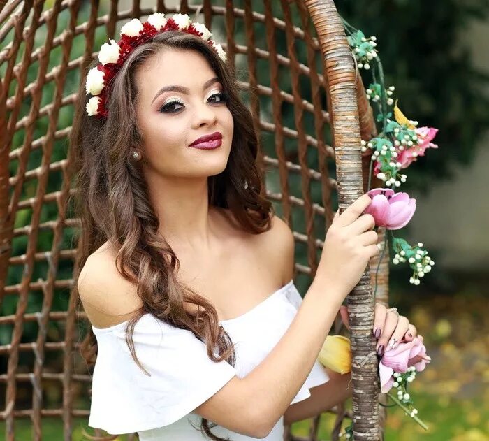 Кишинев фотосессия. Mai frumoasa. Buna ziua картинки. Бунэ диминяца. Открытка бунэ диминяца.