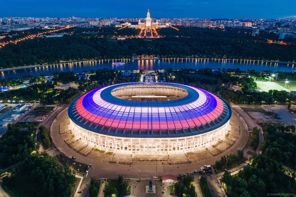 Стадион Лужники Москва. Футбольный стадион Лужники. Олимпийский комплекс Лужники Москва.