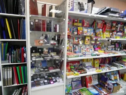 В магазине канцтоваров продается 144