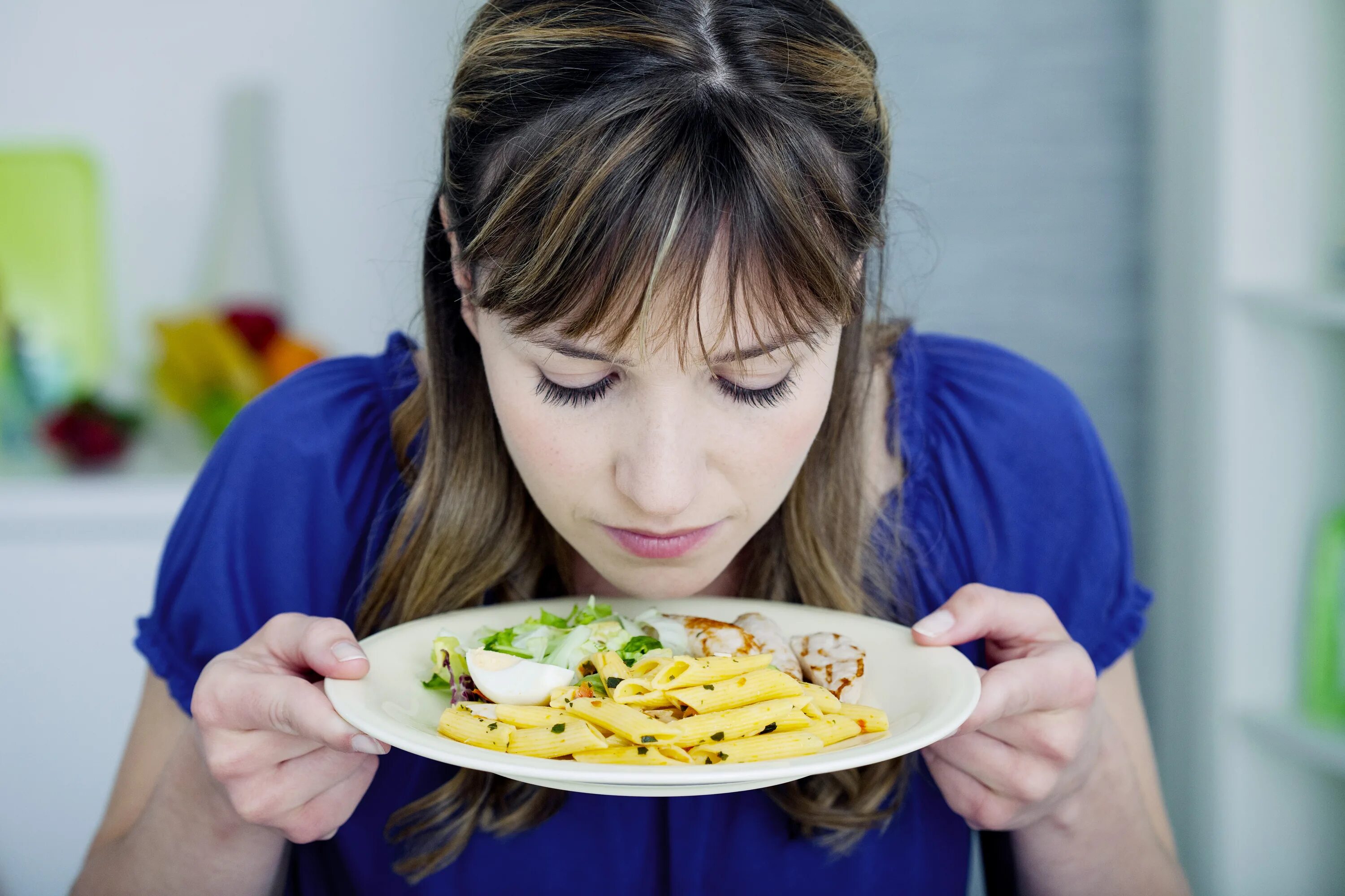 Невкусный человек. Невкусная еда. Отвращение к еде. Обоняние еды. Пресная еда.