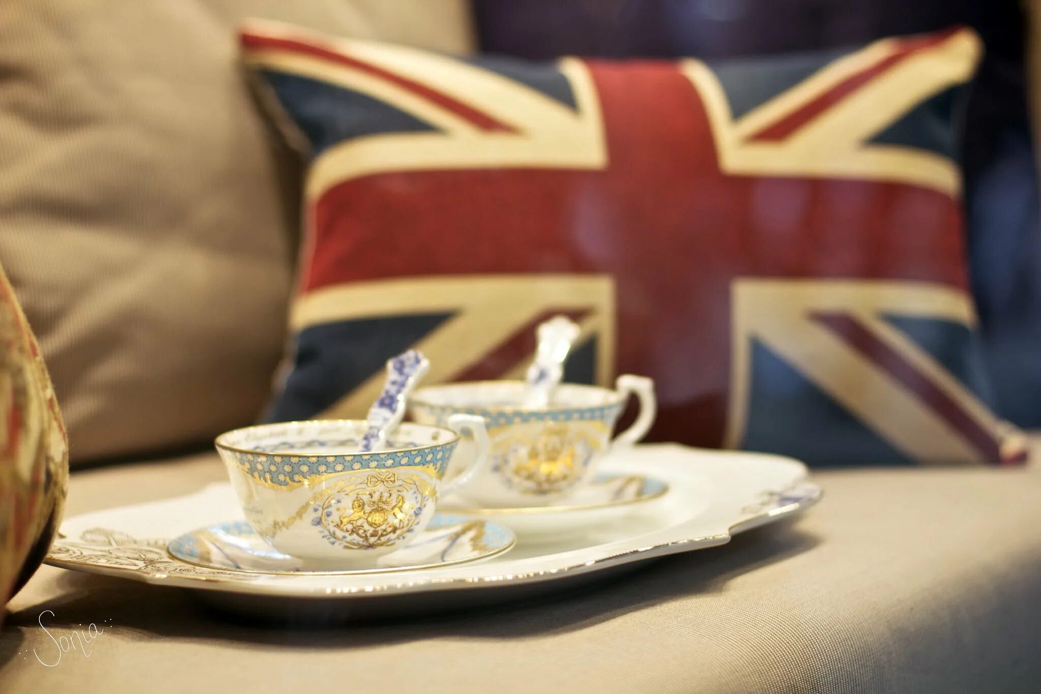 Кружка Лондон Теа английский чай. Чайные традиции Великобритании. Чай в Англии. Английское чаепитие. Чаепитие на английском
