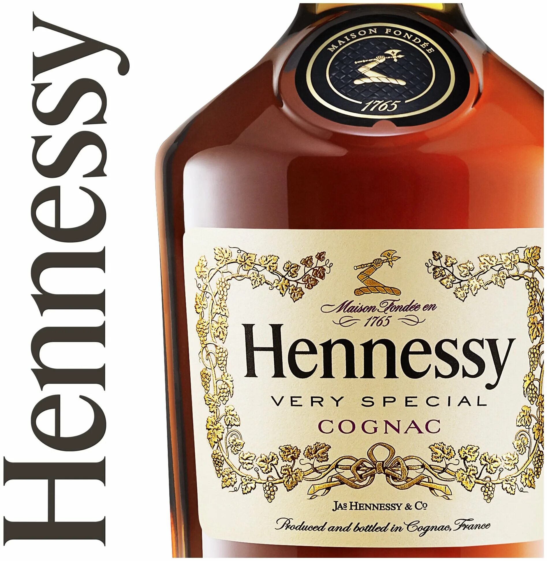 Hennessy cognac цена. Хеннесси коньяк 0.5 Cognac. Коньяк Hennessy vs, 1л. Коньяк "Hennessy vs" ( Хеннесси вс). Коньяк Хеннесси 1765 0.5.