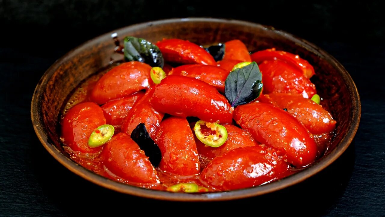 Пряные томаты. Пикантные помидоры. Помидоры пикантные закуска. Помидоры пикантные с чесноком. Маринад из помидоров.