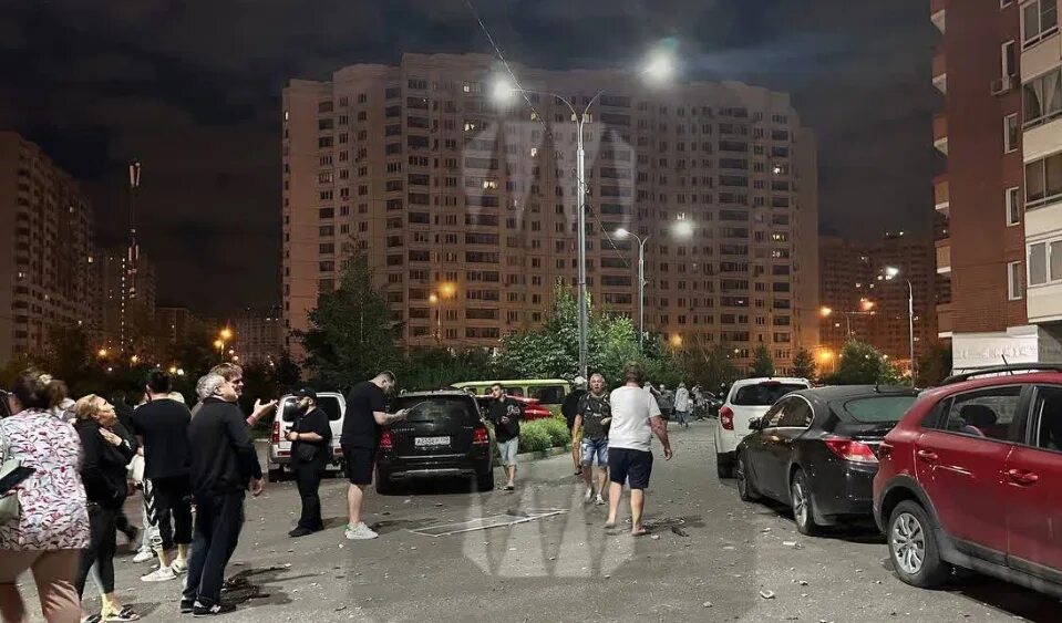 Москва 22 августа 2022. Взрыв БПЛА В Красногорске. Красногорск сейчас. Красногорский бульвар 10 беспилотник.