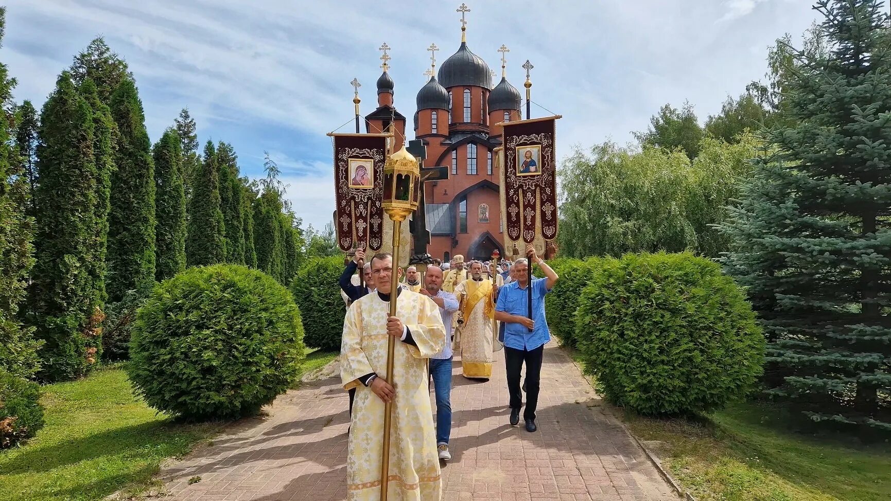 церковь архангела михаила в тропарево. храм архангела михаила п. собор михаила архангела в тропарёво. собор св. собор архангела михаила в токсово.