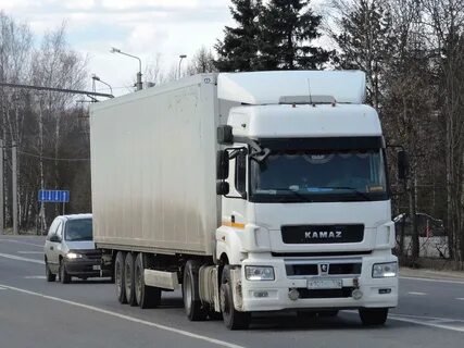 Камаз 5490 передний