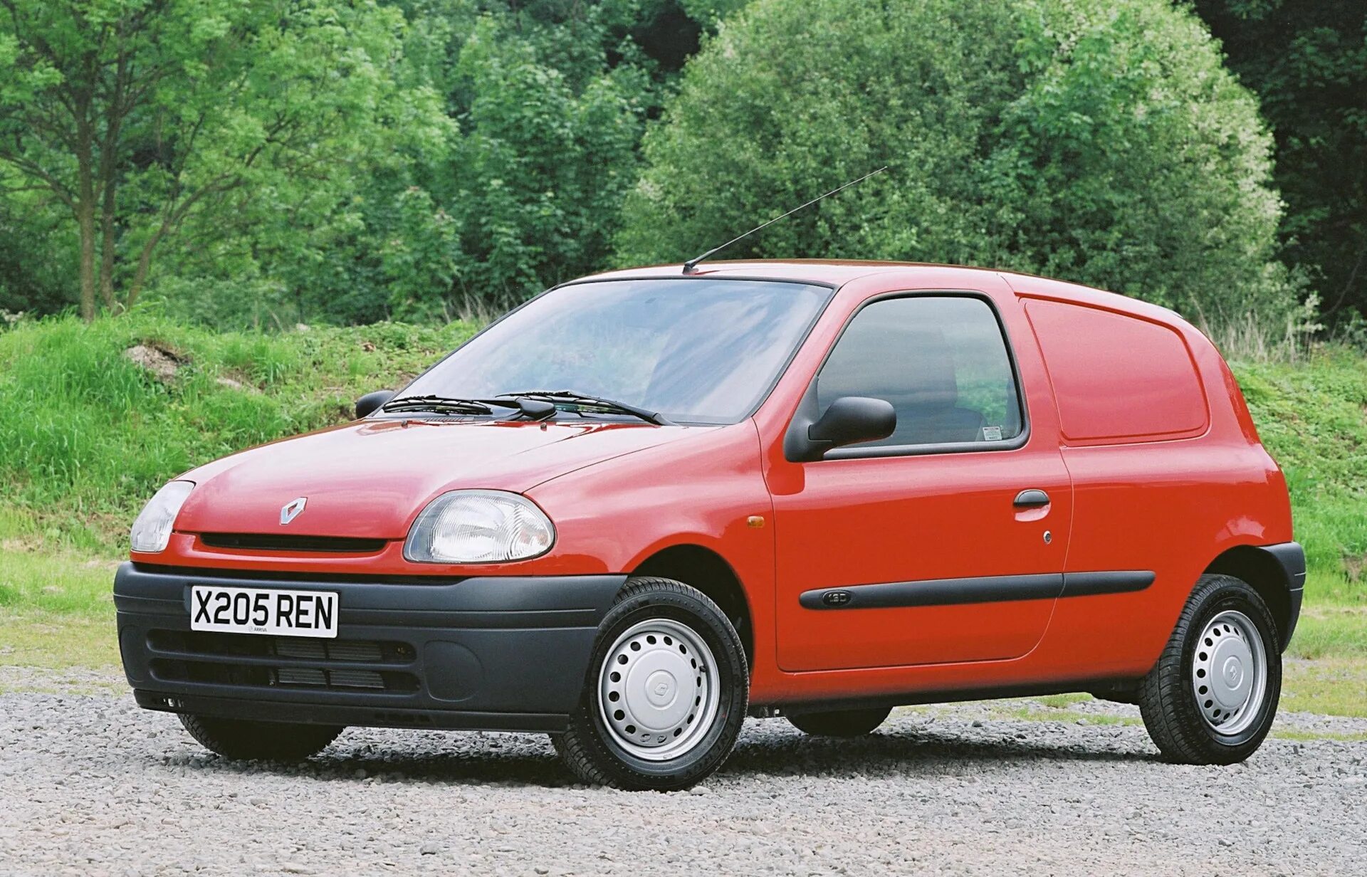 Рено Клио 2. Renault_Clio_II_1998. Рено Клио 1998. Рено Клио 2 1998.