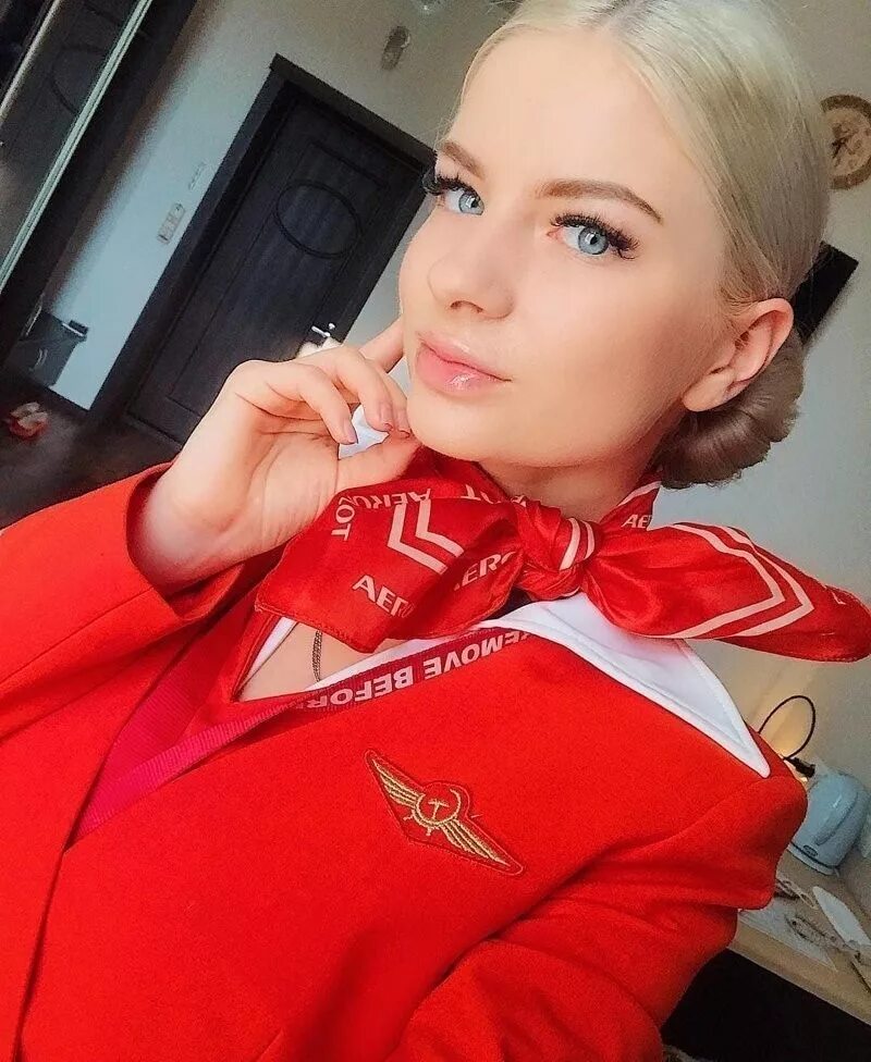Самые красивые стюардессы аэрофлота. Стюардессы фото красивые. Форма бортпроводника аэрофлота 2023. Очень красивые стюардессы. Самые красивые стюардессы.