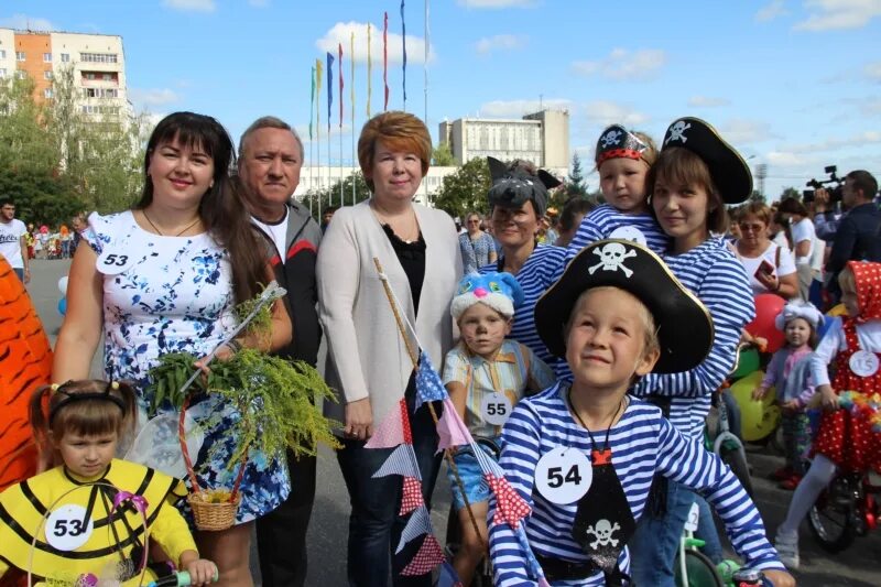 Погода новочебоксарск по часам. День города Новочебоксарск. Парад Новочебоксарск 2022. Город парад Новочебоксарска. Погода в Новочебоксарске.