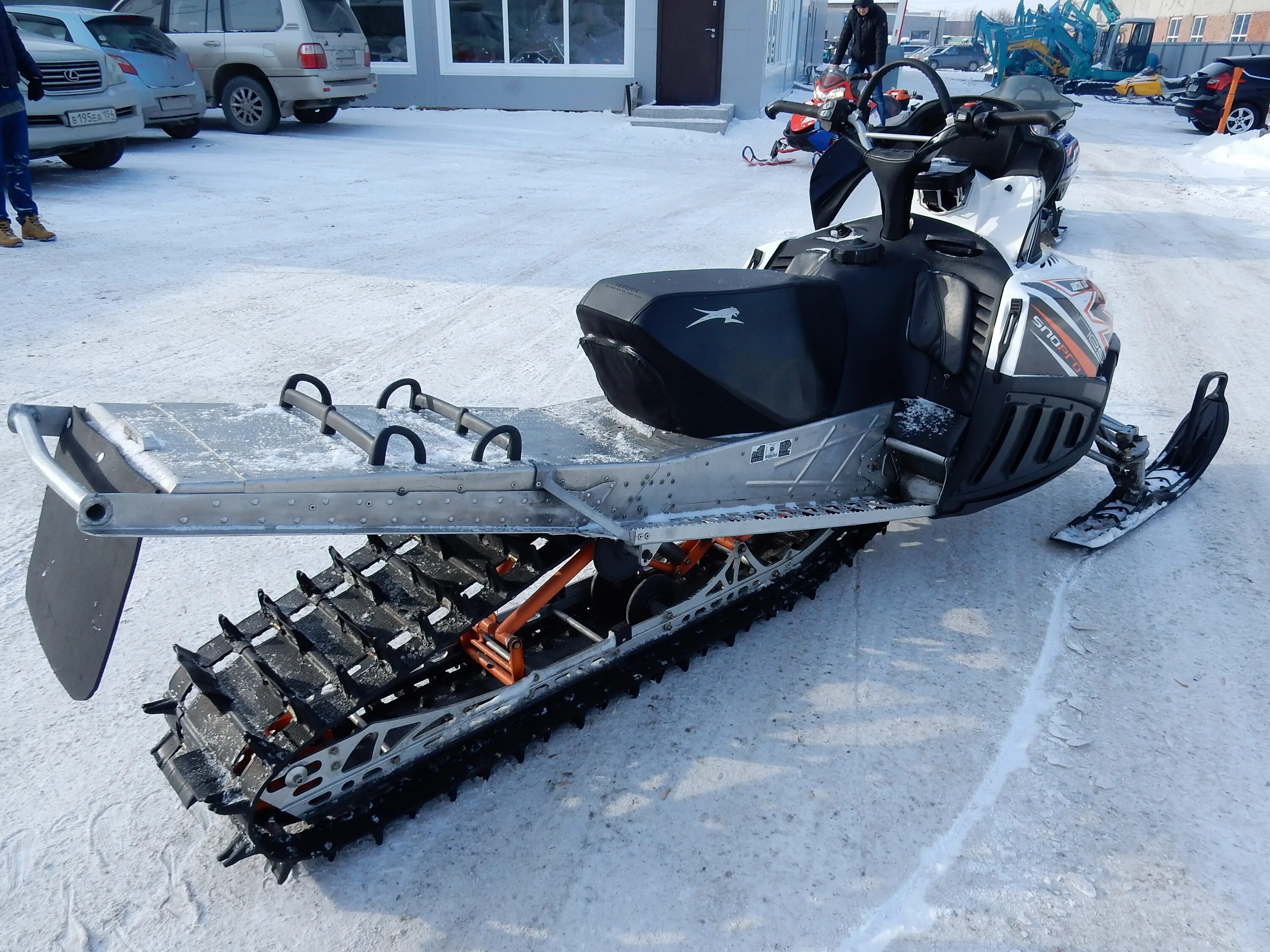 Arctic Cat m1000 162 Sno Pro. Arctic Cat 1000 снегоход. Рама снегохода Арктик Кэт. Арктик Кэт снегоход 2025. Купить м снегоход