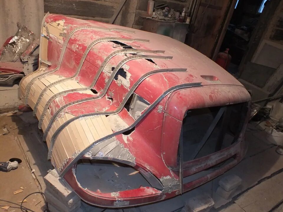 Материалы для ремонта катеров. Ремонт стеклопластика. Ремонт бампера стеклотканью. Стекловолокно кузов. Ремонт транца на стеклопластиковой лодке.