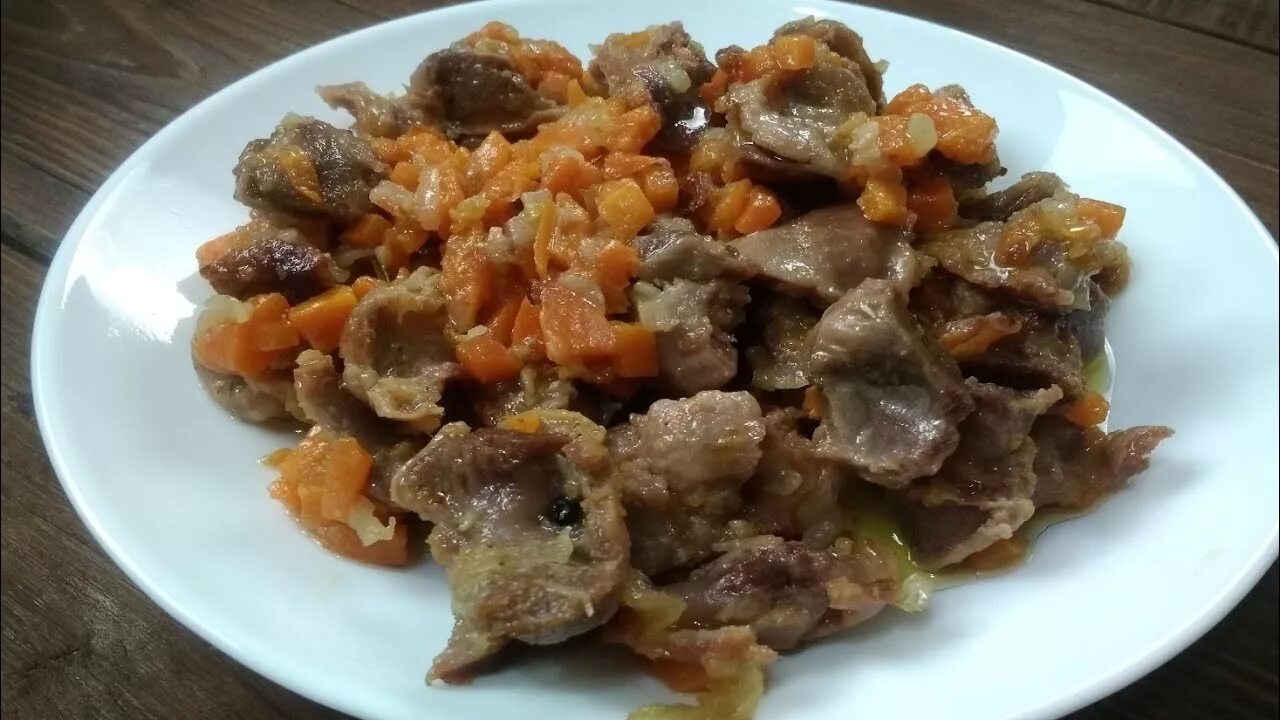 Куриные пупки жареные. Тушеные желудочки куриные. Куриные желудки на сковороде. Куриные желудки при язве желудка