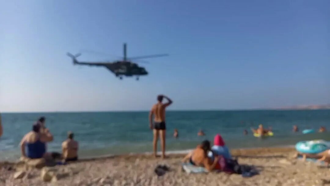 Ракета в алуште на берегу. Канаверал флорида. Ракета над пляжем в севастополе. Пляж ракета судак. Пляж ракета в судаке новый.
