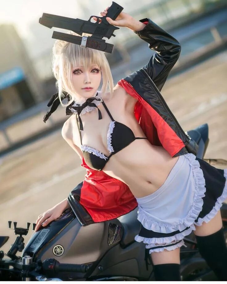 Cosplay ride. Monpink_mon косплей. Rouge Riders косплей. Saber Alter косплей мастурбация. D'Arc Alter Cosplay waitress.