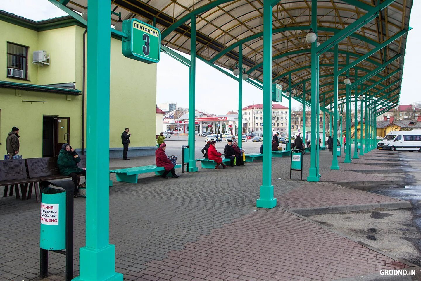 Автовокзал Гродно. Гродно автобусная станция. Гродно Беларусь автовокзал. Гродно первая платформа автовокзал.