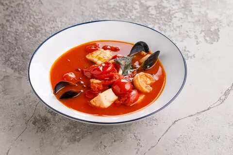 Томатный суп с морепродуктами