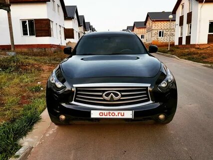 Infiniti s51