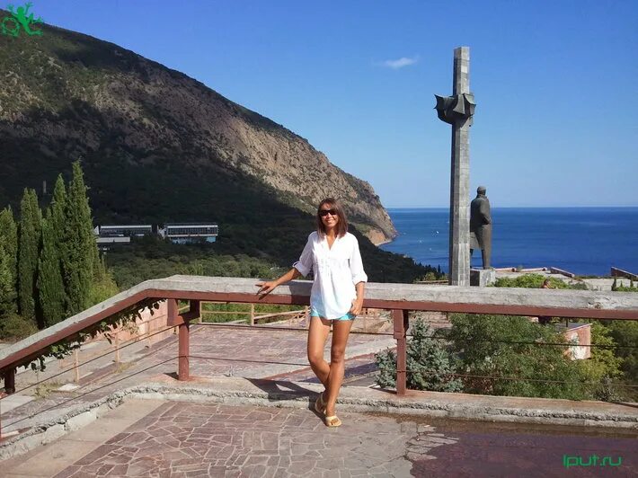 всесоюзного молодежного центра «спутник» гурзуф. пилот гурзуф. гурзуф ваша честь. феодосия парк айвазовского. гурзуф гостиница лантерна.