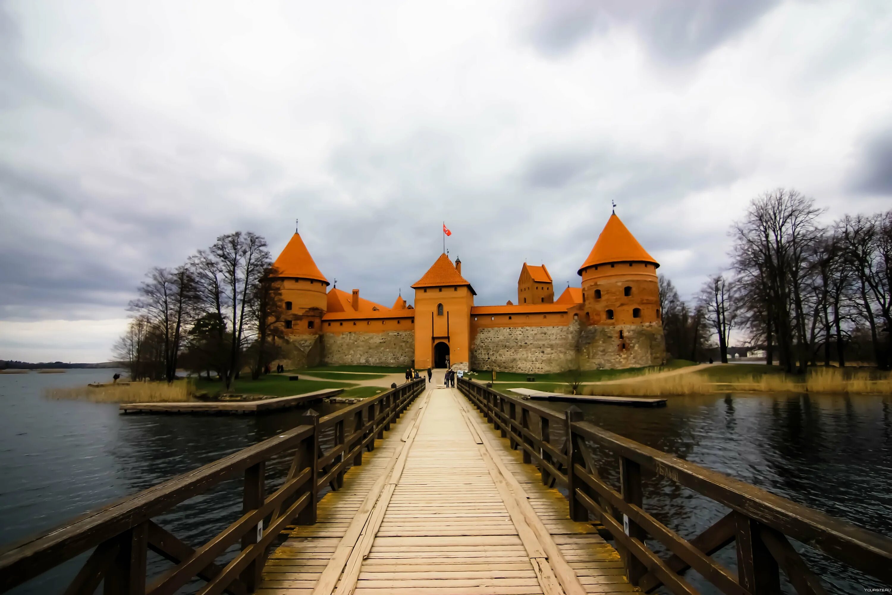 Тракайский замок. Тракайский замок Литва. Крепость Тракай Литва. Тракайский островной замок Литва. Вильнюс замок Тракай.