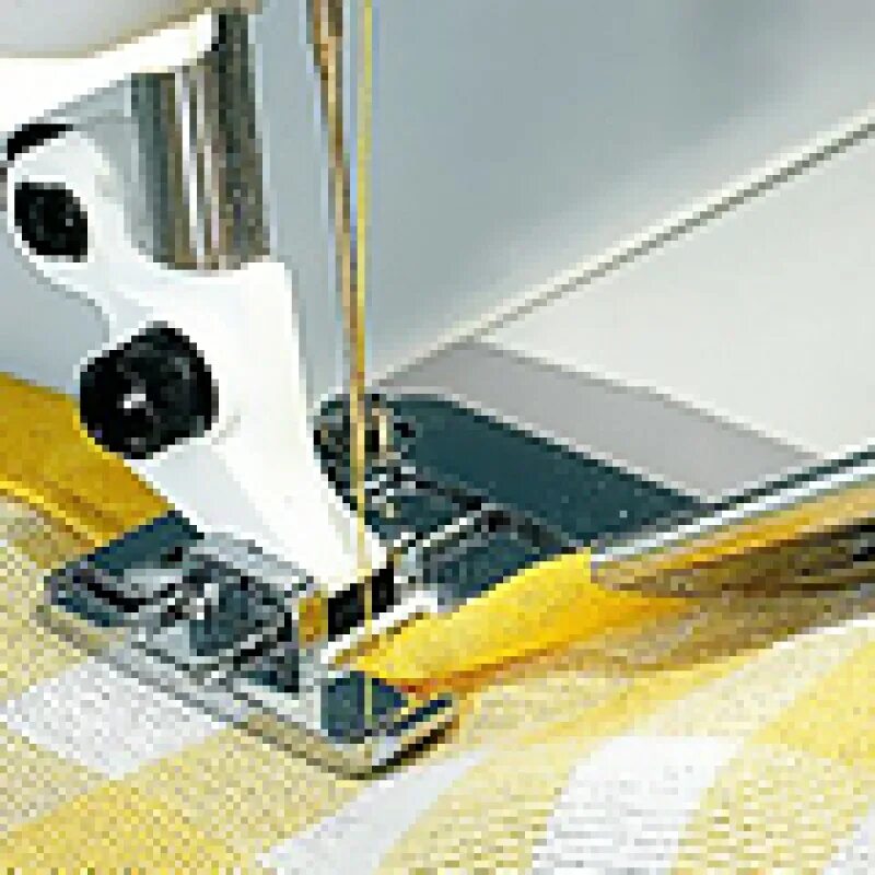 Как пользоваться косой бейкой. Косая бейка сшить. Приспособление для изготовления косой бейки своими руками. Пришить косую бейку. Как пользоваться косой бейкой.