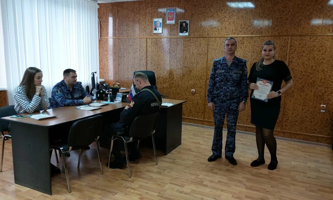 Здание полиции нягань. Департамент нягани. Департамент нягани. Цдт нягань директор. Управление городского хозяйства нягань.