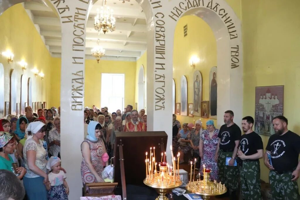 зато светлый храм веры надежды. светлый храмцерковьру. иеромонах иоасаф кислица таганрог. храм святой великомученицы варвары светлый. светлый храмцерковьру.