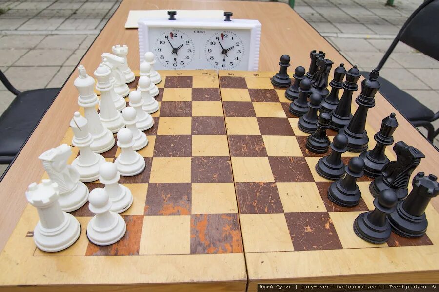 тверская шахматы. кубка главы города конаково шахматы. медвежьи шахматы тверь. расстановка шахмат на доске фото. шахматная тверь.